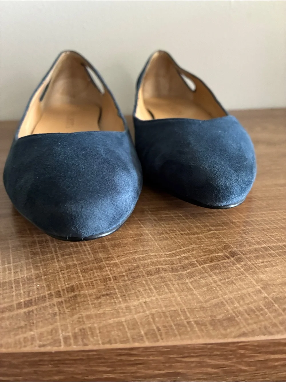 Talbots blue Suede Pointed Toe Cutout Flats Leather 5.5